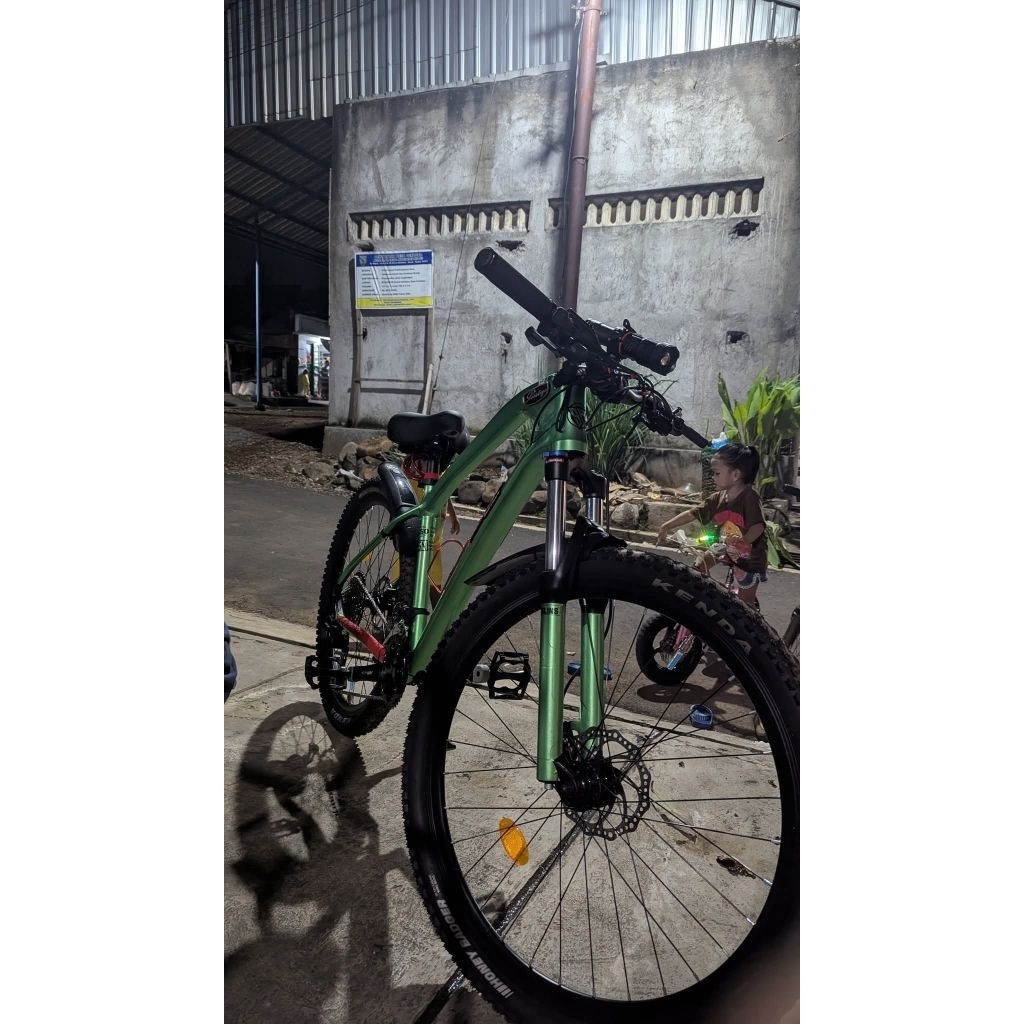 POLICE VANCOUVER Z12 warna asli merah hitam