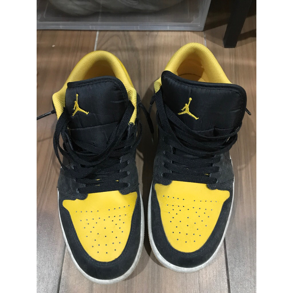 SEPATU AIR JORDAN BRUCE LEE EDITION YELLOW BLACK