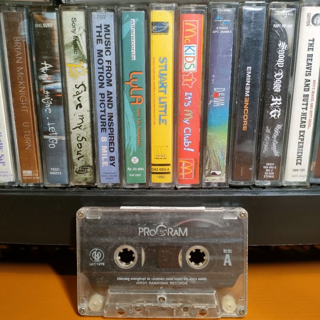Kaset Slank Album Tujuh hanya kaset