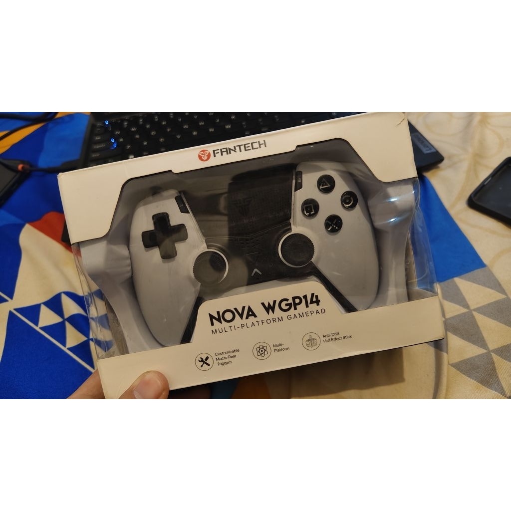 Fantech Gamepad Wireless Hall Effect NOVA WGP14