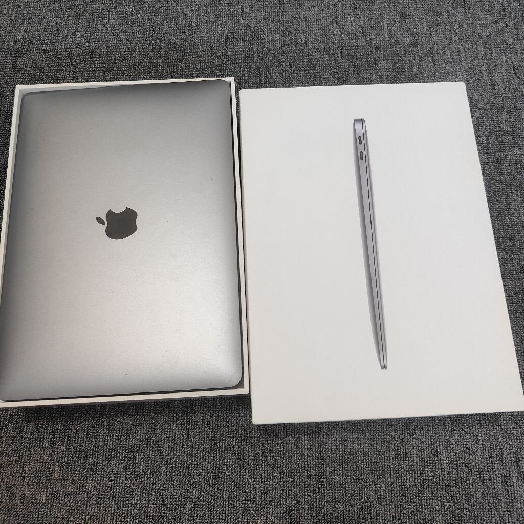 Macbook Air M1 ram 8 SSD 256GB ex garansi resmi iBOX