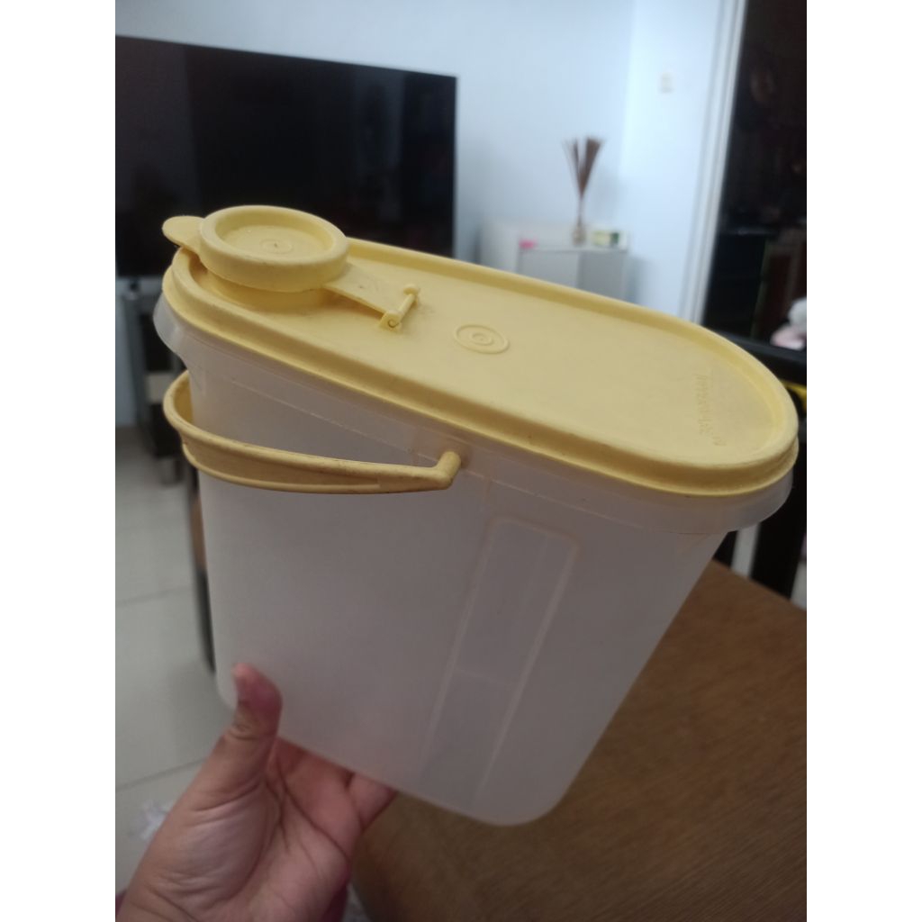 Teko air Tupperware Baru