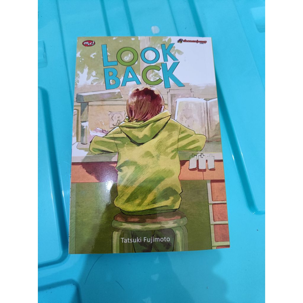 Komik Look Back