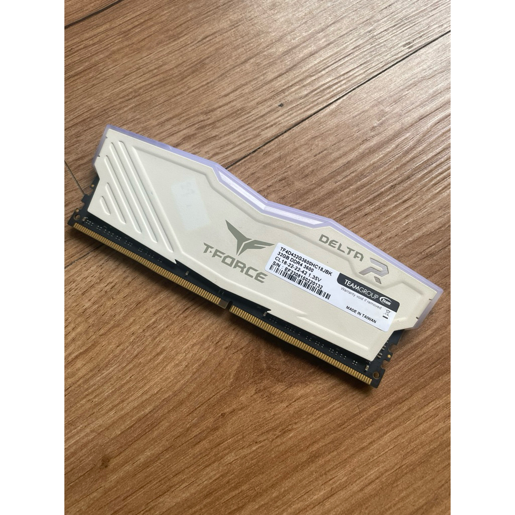 RAM Komputer Team T-Force Delta R DDR4 32GB 3600 MHZ