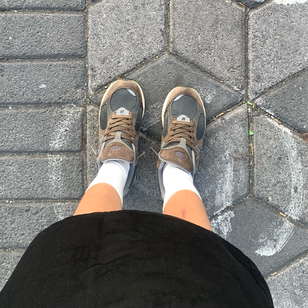 New Balance NB 2002r Brown