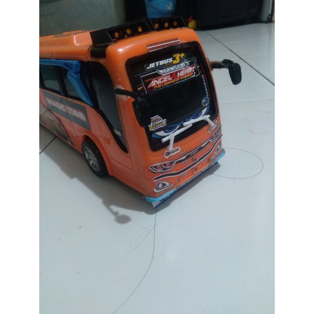 Miniatur bus RKC full modif mbois & Kece