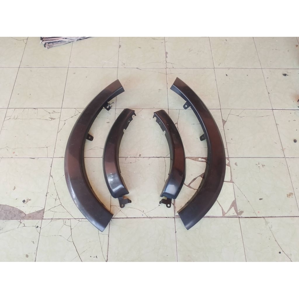 over fender depan  rush Terios tahun 2016