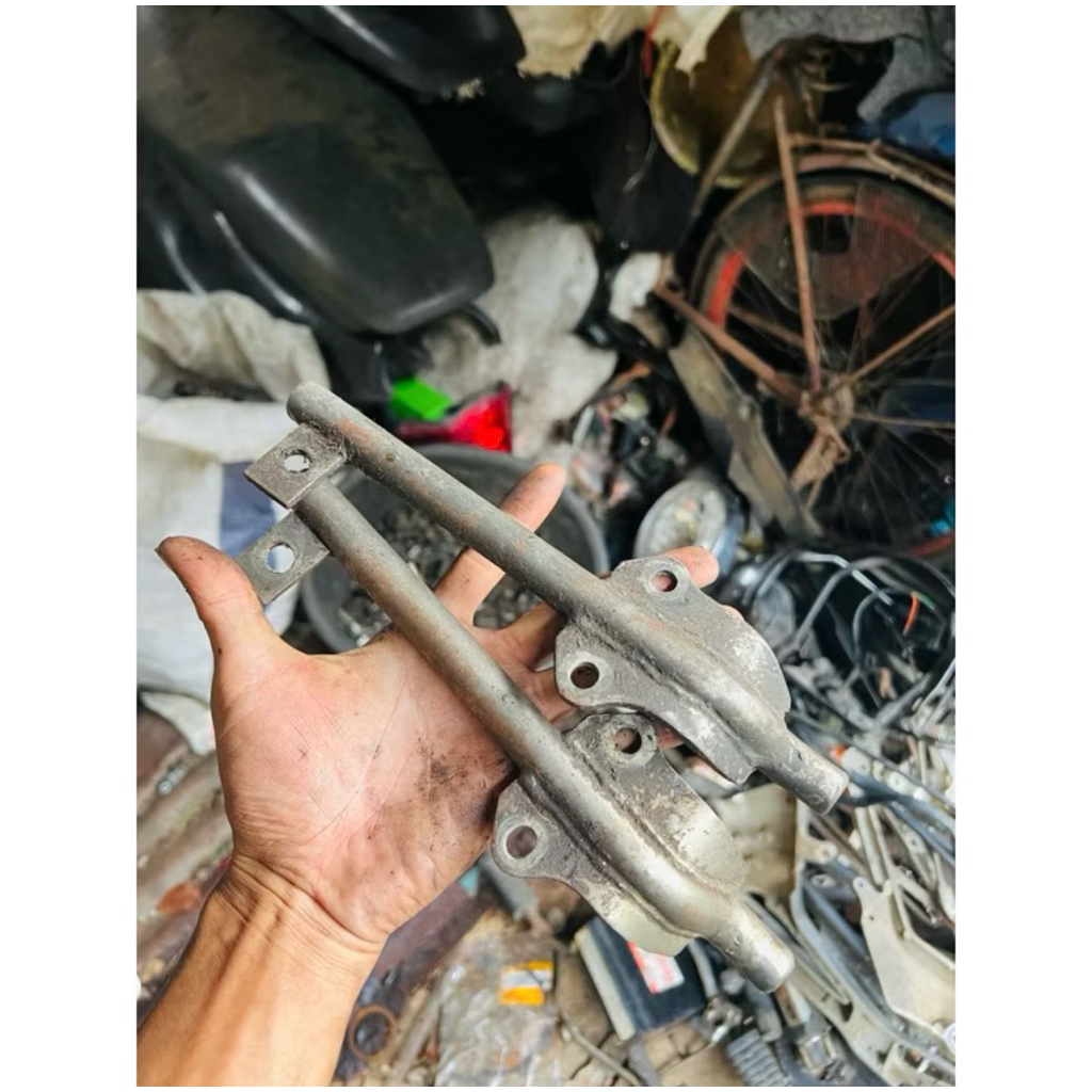 Stoper Penahan Selahan Kick Stater engkol TIGER REVO TIGER 2000 Asli Copotan Motor