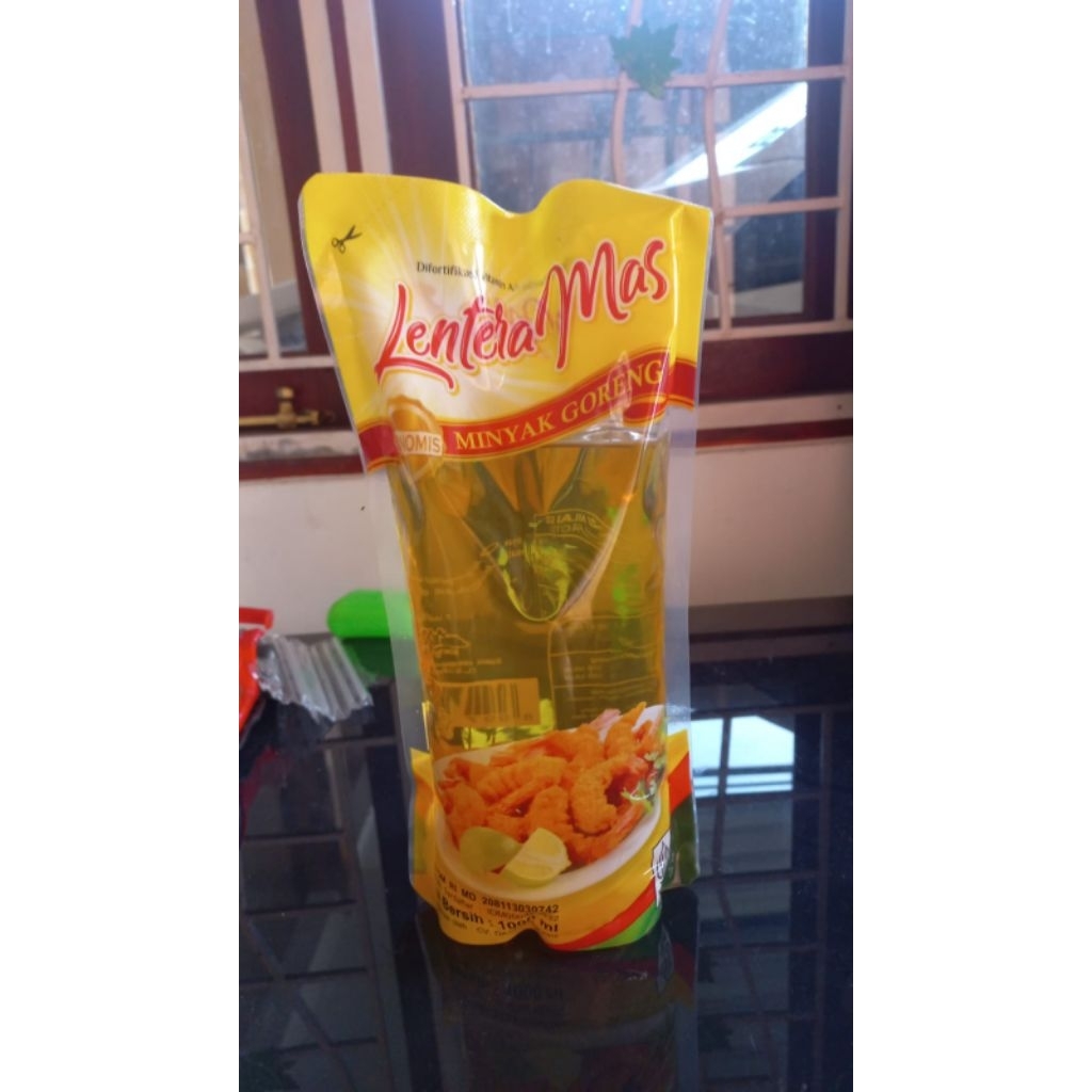 Minyak goreng lentera Mas 1 liter