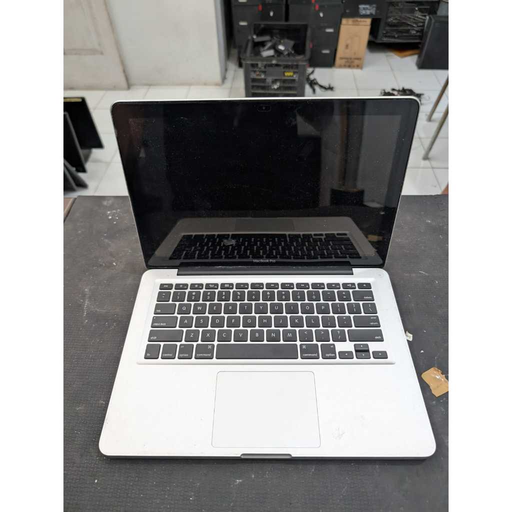 MacBook Pro 13-inch Mid 2012, MacBook Pro A1278 EMC 2554, kondisi matot, tanpa ram/storage