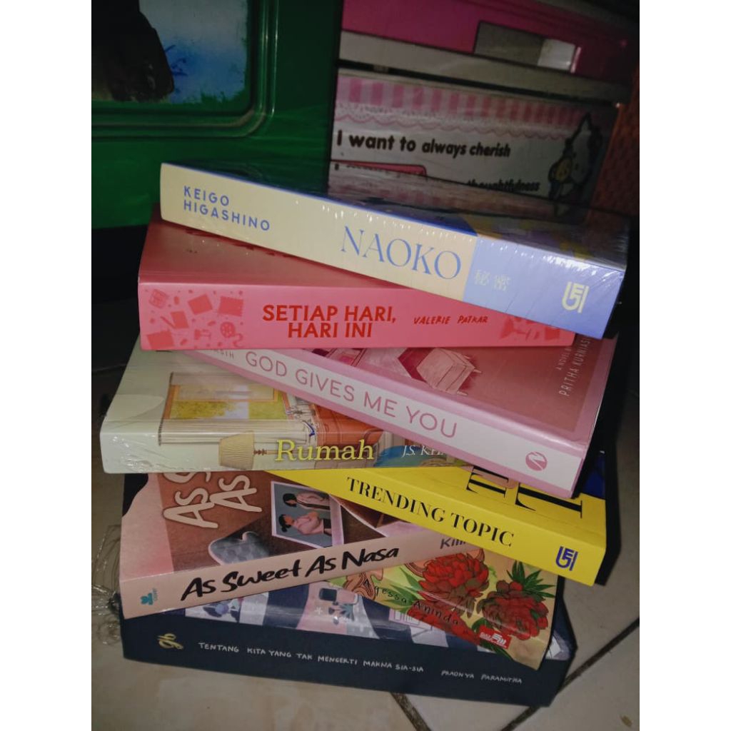 Novel preloved preloved novel ori