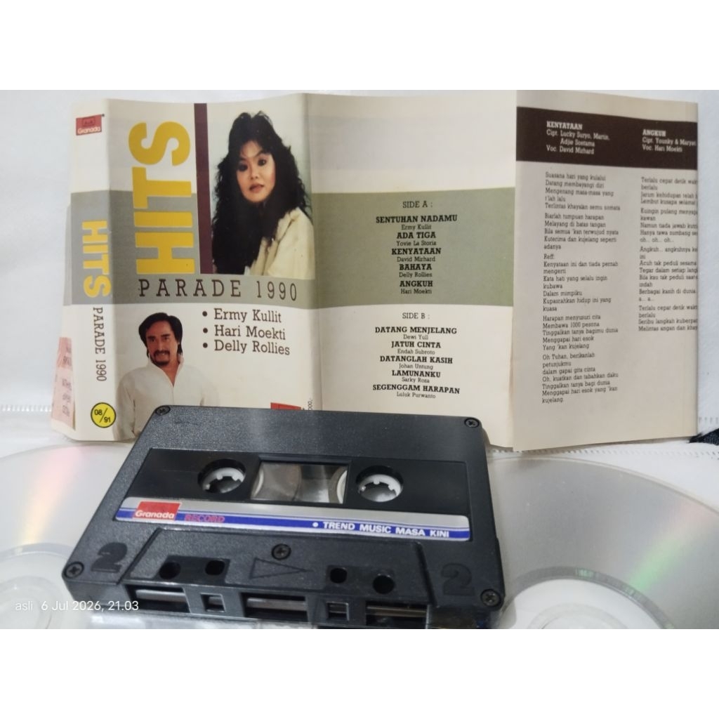 kaset pita hits parade 1990 ( ermy kullit, hari moekti, delly rollies)