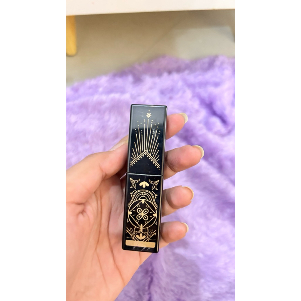 preloved || make over lips