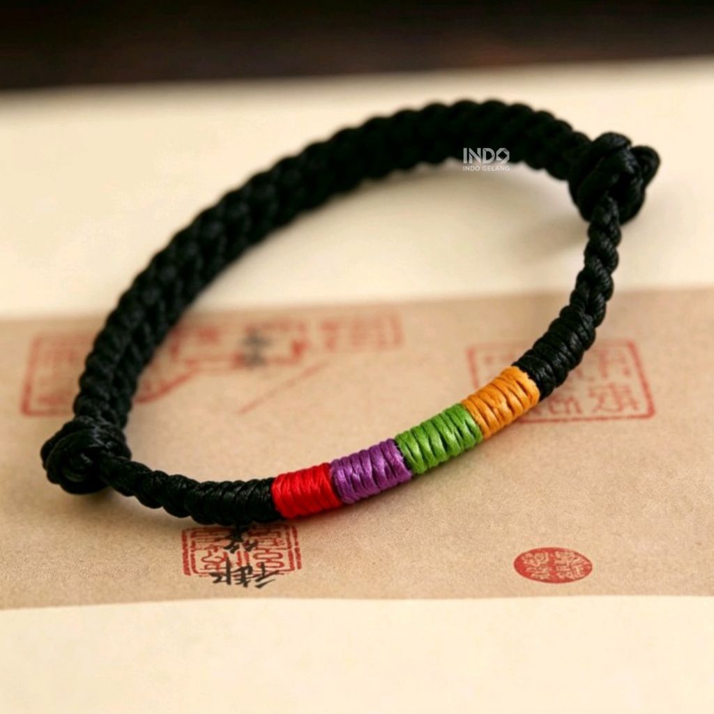 gelang pelindung sangadatu benang rajut
