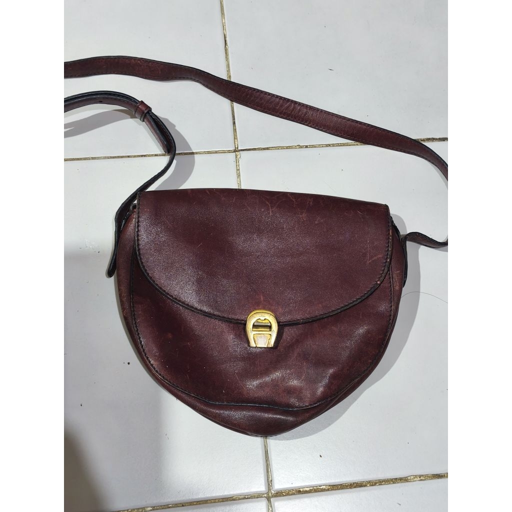 tas kulit merk aigner vintage selempang ori