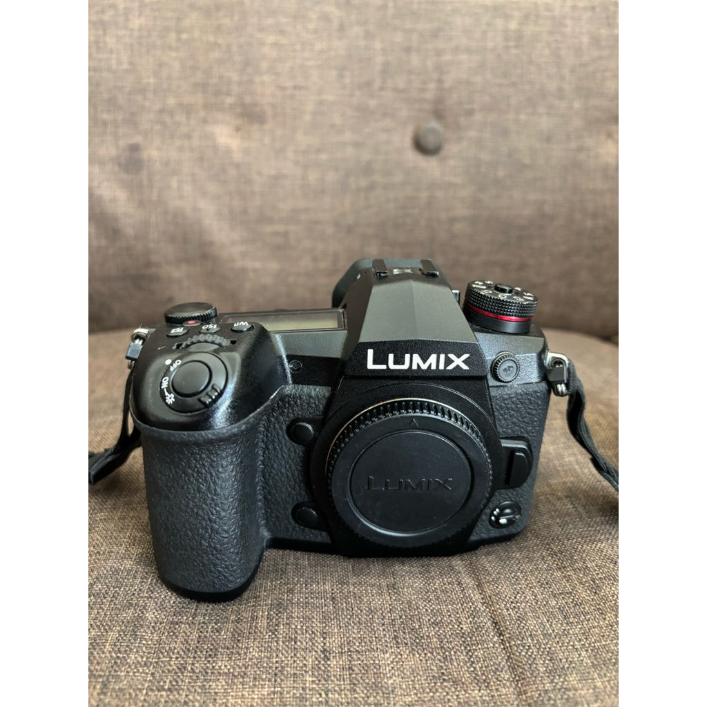 Lumix G9