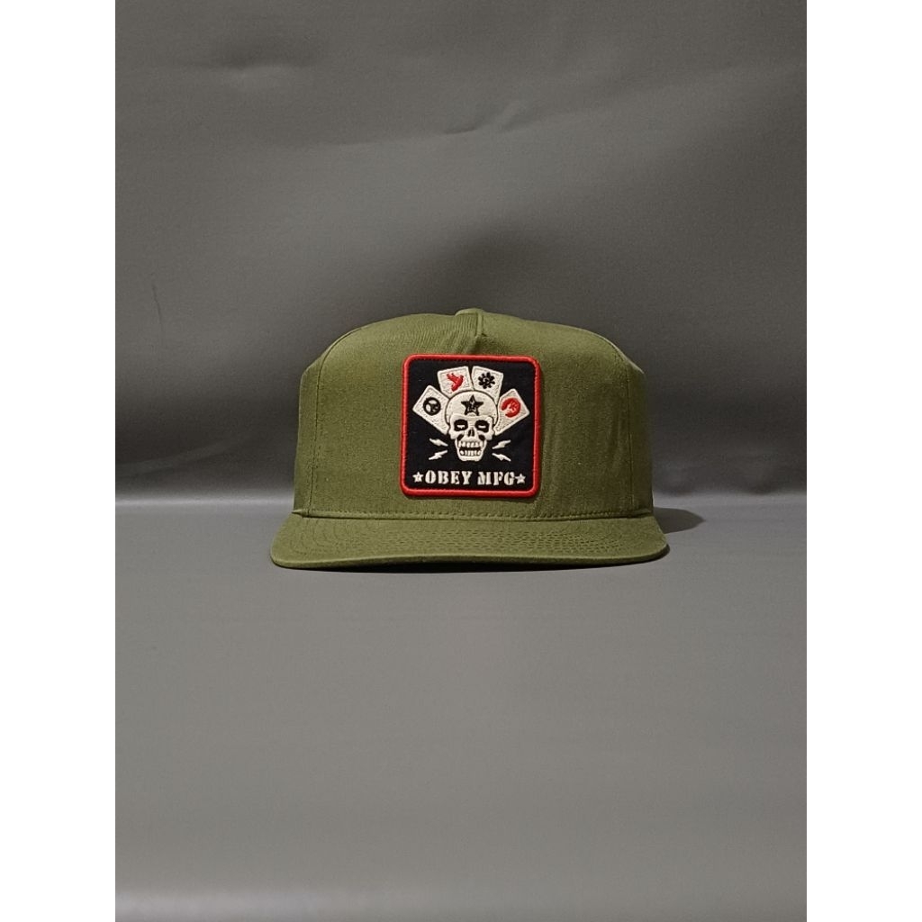 topi vintage obey MFG second