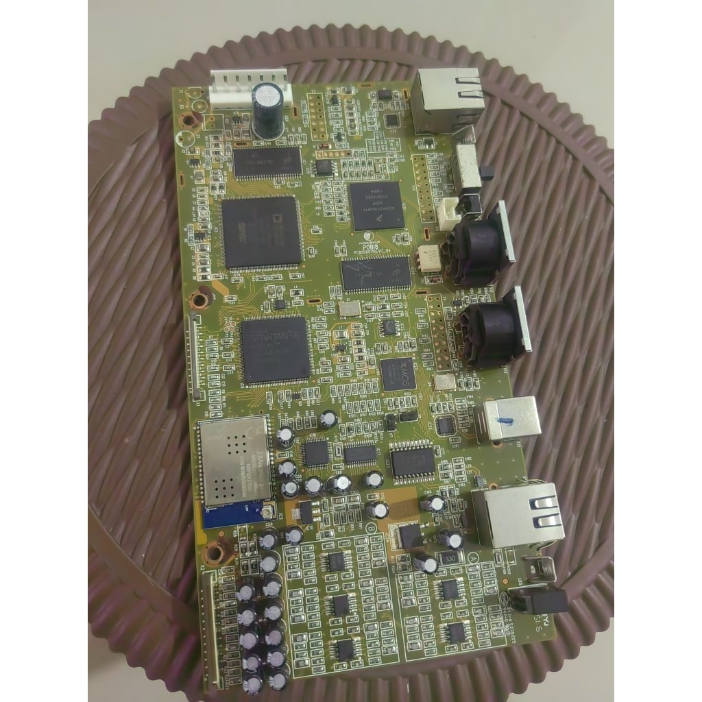 module behringer xr18