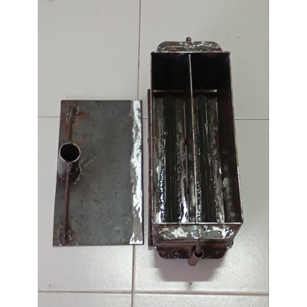 Cetakan Batako Double dan Cangkul Khusus/Cetakan batako/cangkul batako/