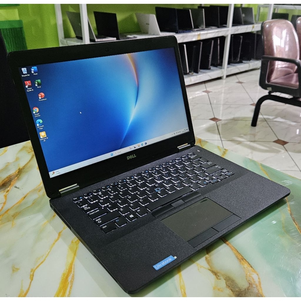 Laptop ultrabook Dell latitude e7270 - Core i7 6600U - ram 16gb Ssd 512gb