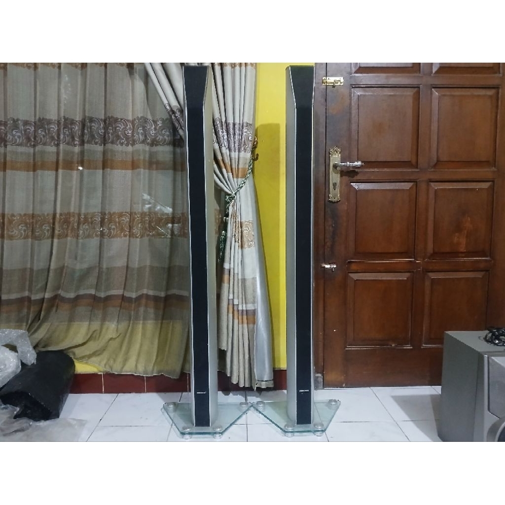 Speaker Tower ext Home Theater Samsung HT-DS1100 mewah