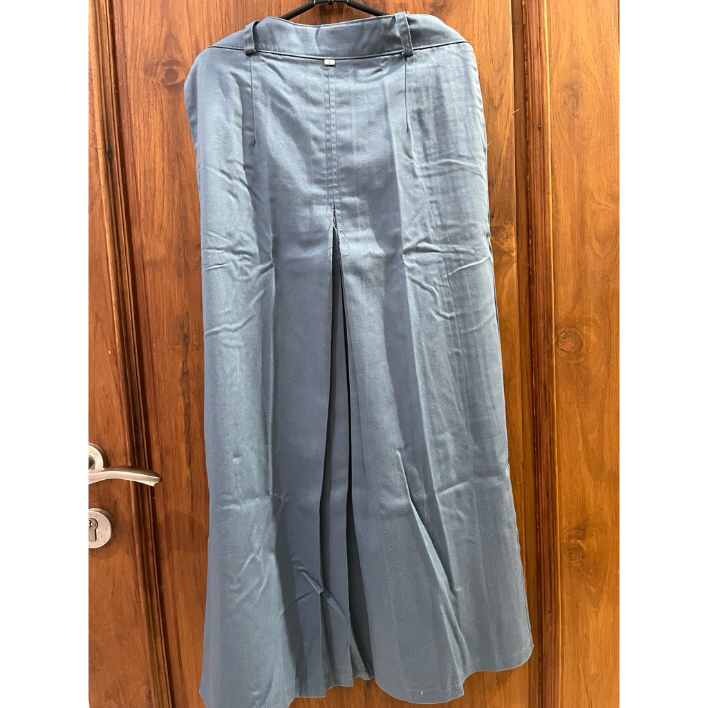 preloved rok sma span
