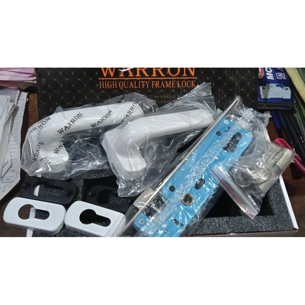KUNCI PINTU SET MINIMALIS WARRON