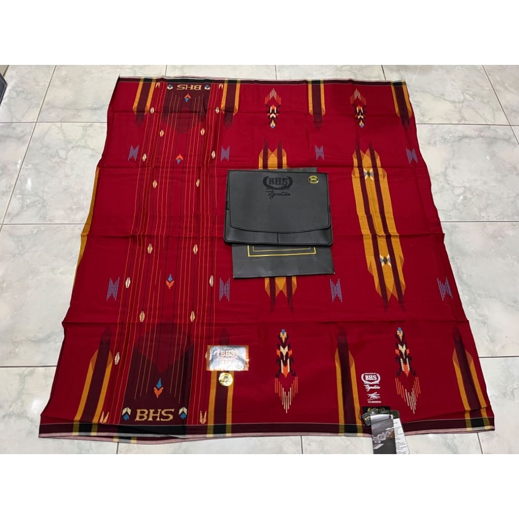 SARUNG BHS SIGNATURE SKG MS GOLD