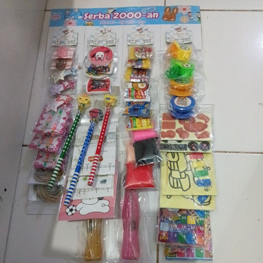 mainan rencengan serba 2000-an