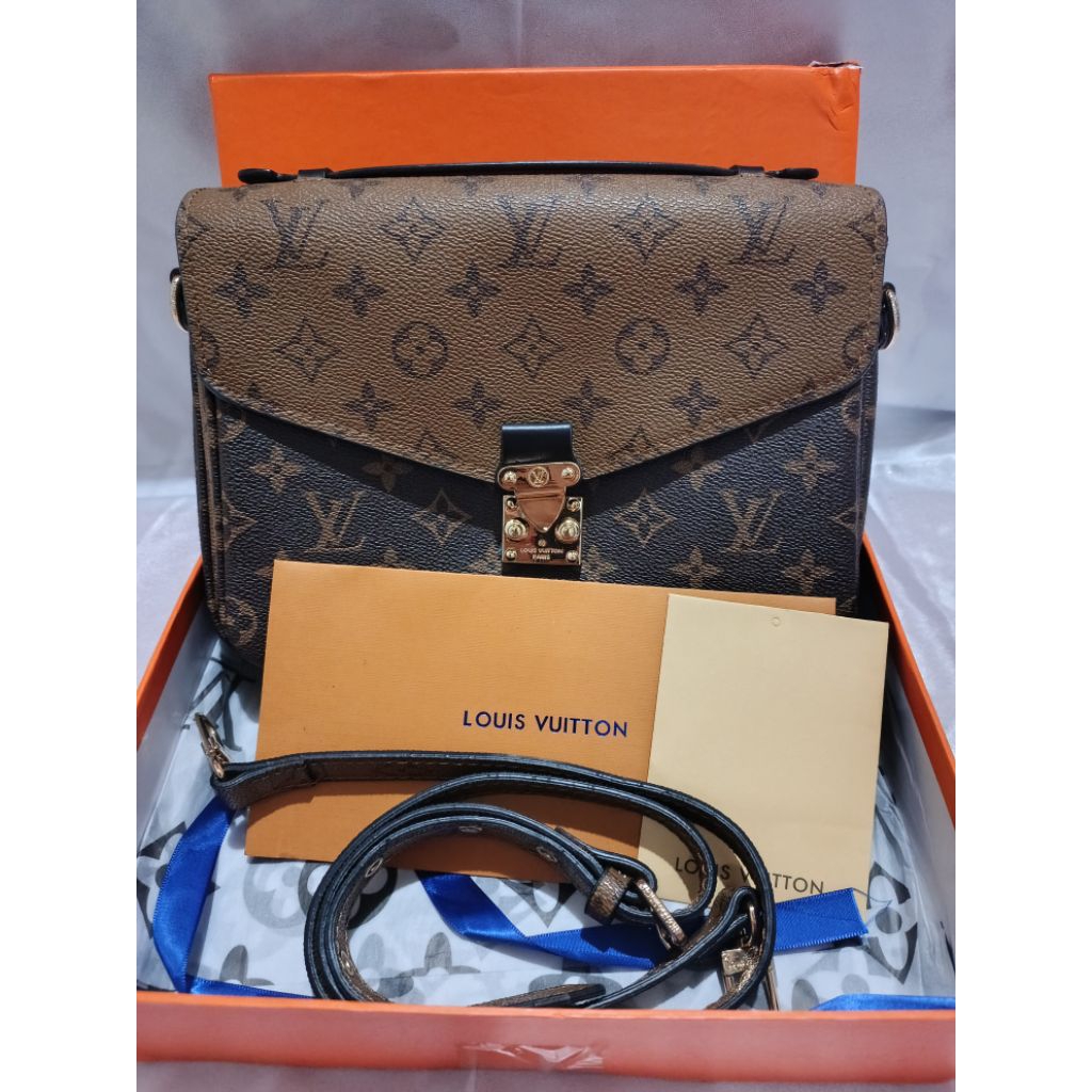 Tas Louis vuitton pochette metis second