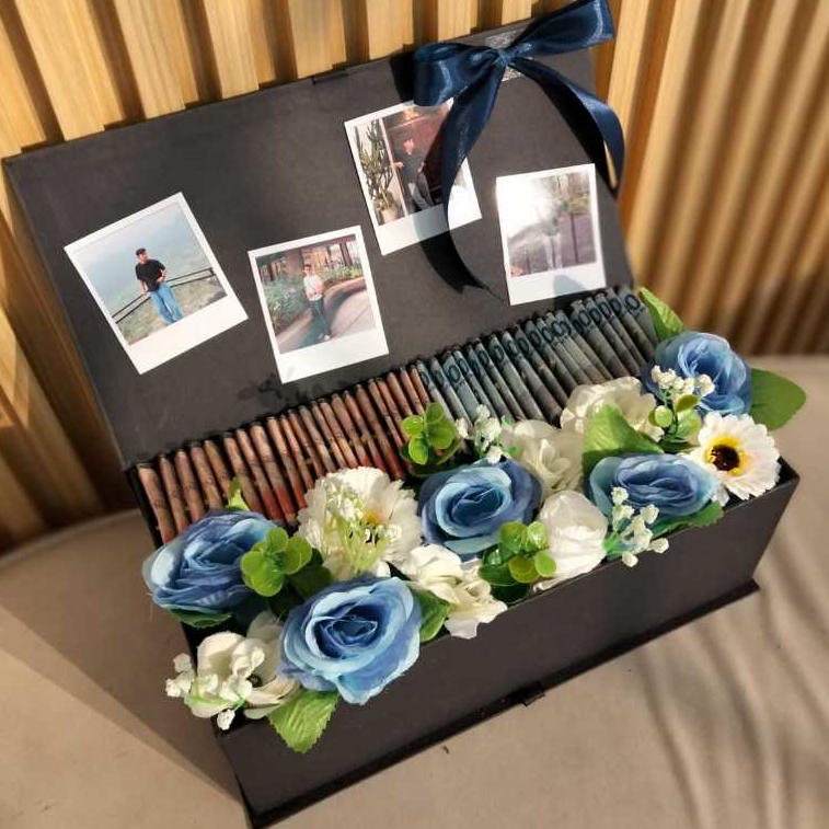 Box Uang Box Bunga Cantik Flower Box Buket Uang Money Bouquet Flower Bouquet Hadiah Spesial Custom N