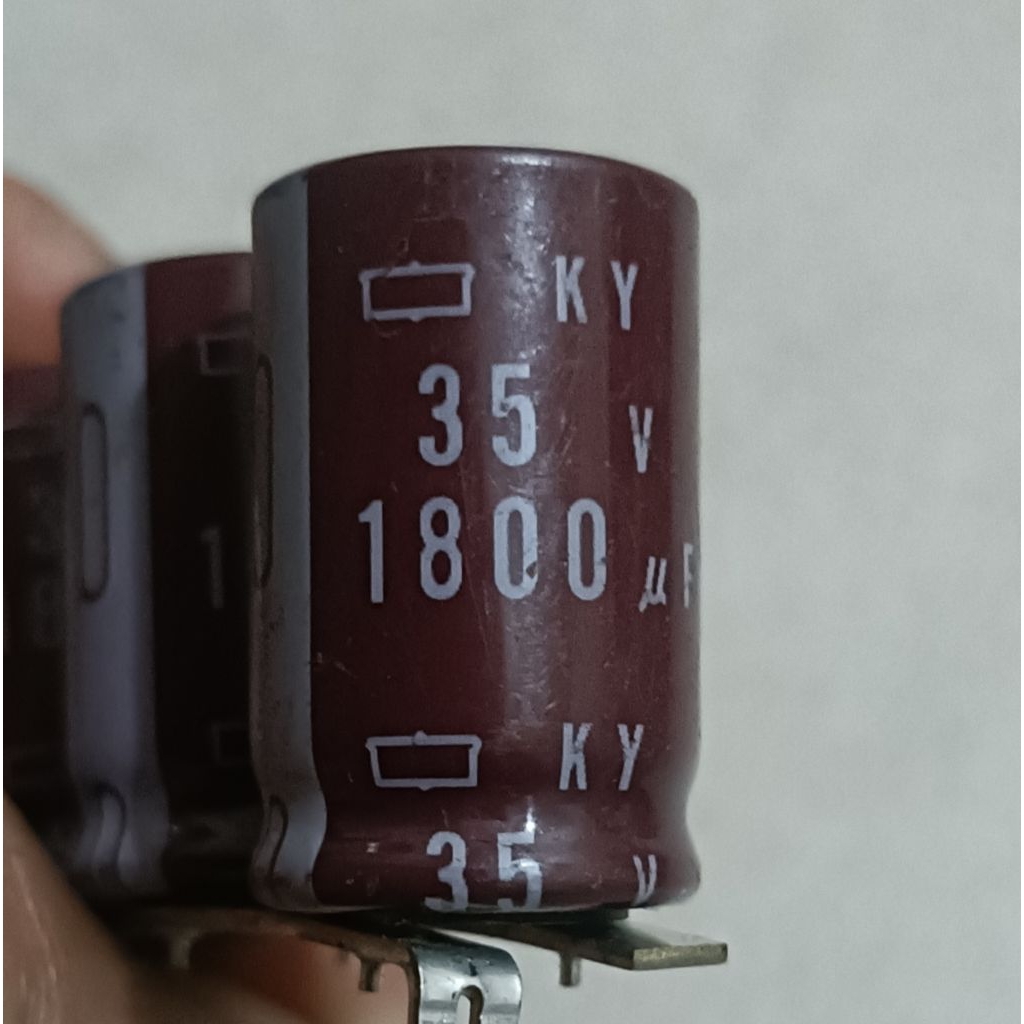 ELCO 35V 1800UF LEBAR 1.6CM