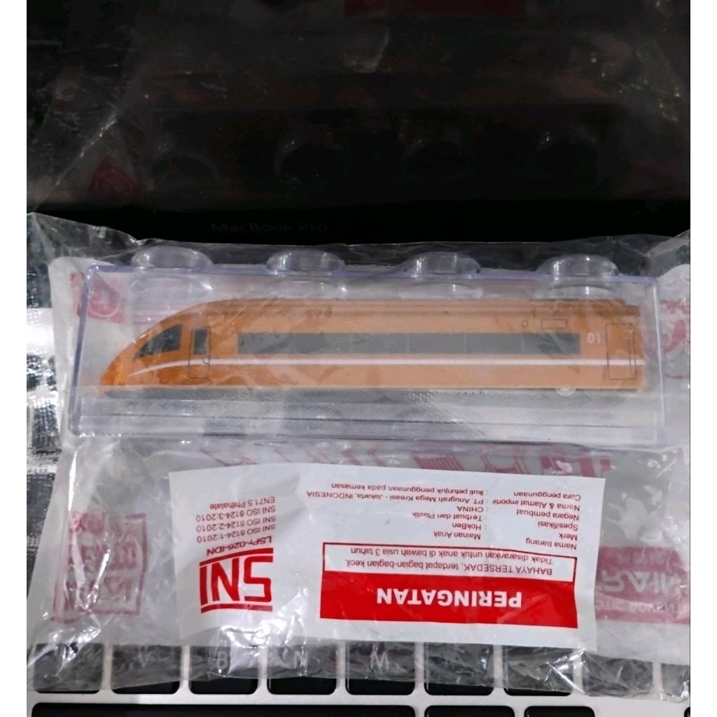 mainan kidzu bento HokBen bullet train not happy meal mcd