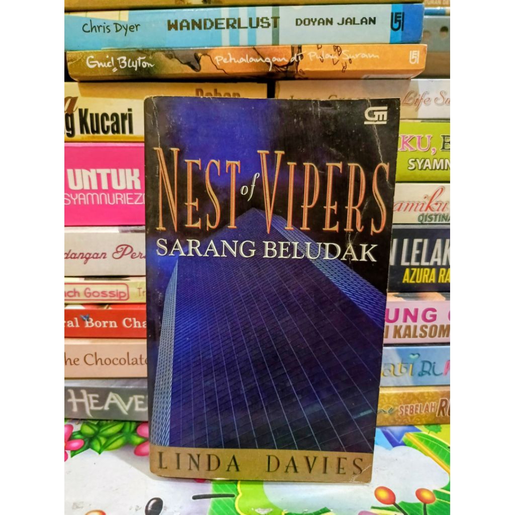 NOVEL NEST OF VIPER SARANG BELUDAK (ORIGINAL)