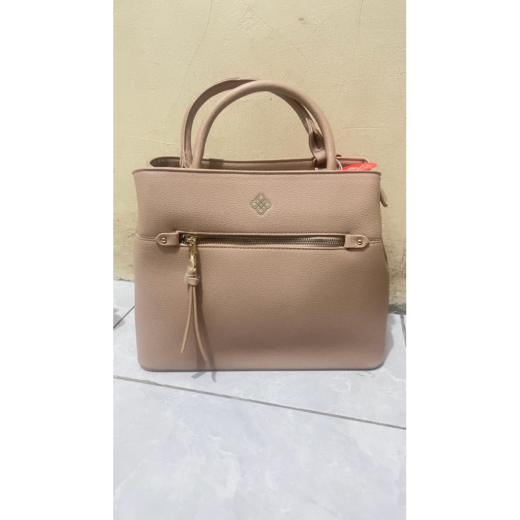 tas bata red label baru tidak pernah dipakai