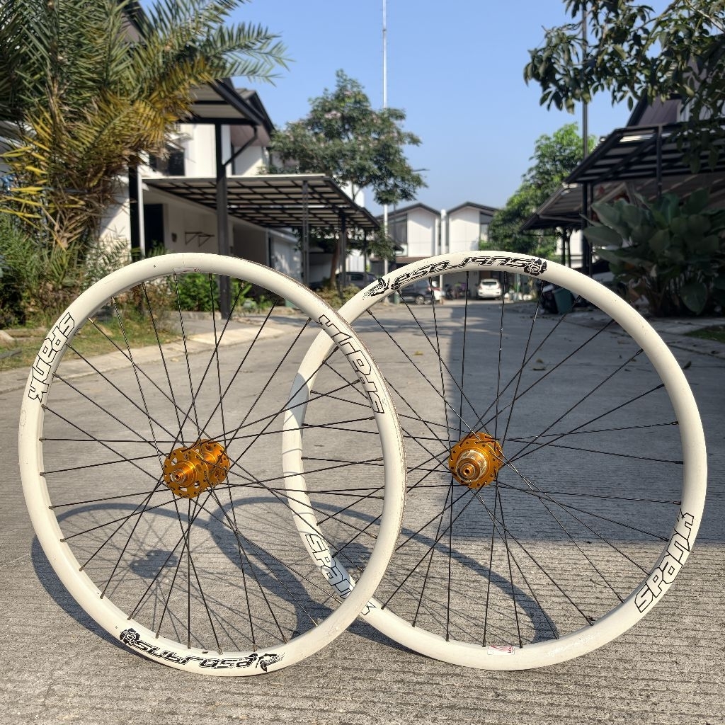 wheelset spank subrosa hfh raze jangkrik keras