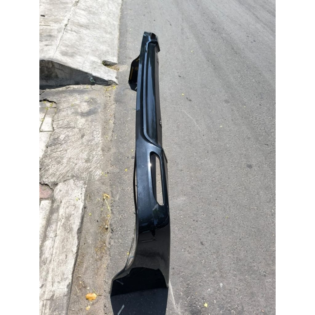 BODYKIT BELAKANG INOVA LUXURY 2012