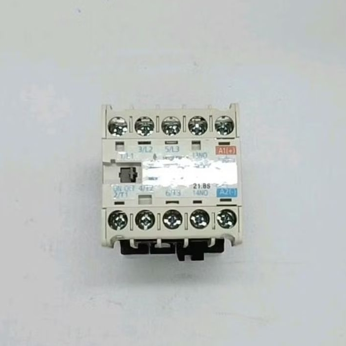 MAGNETIC CONTACTOR