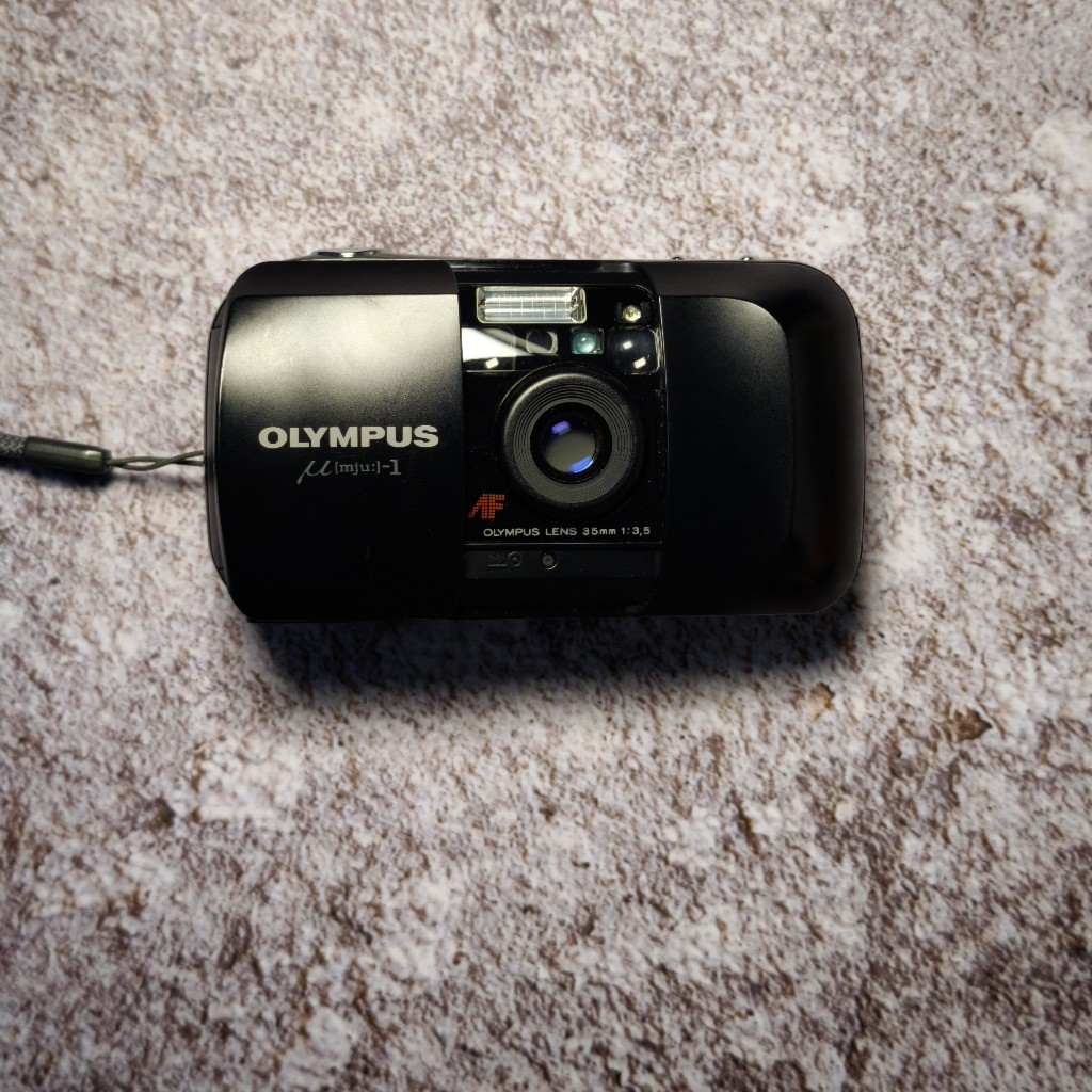 Kamera Analog Olympus MJU I