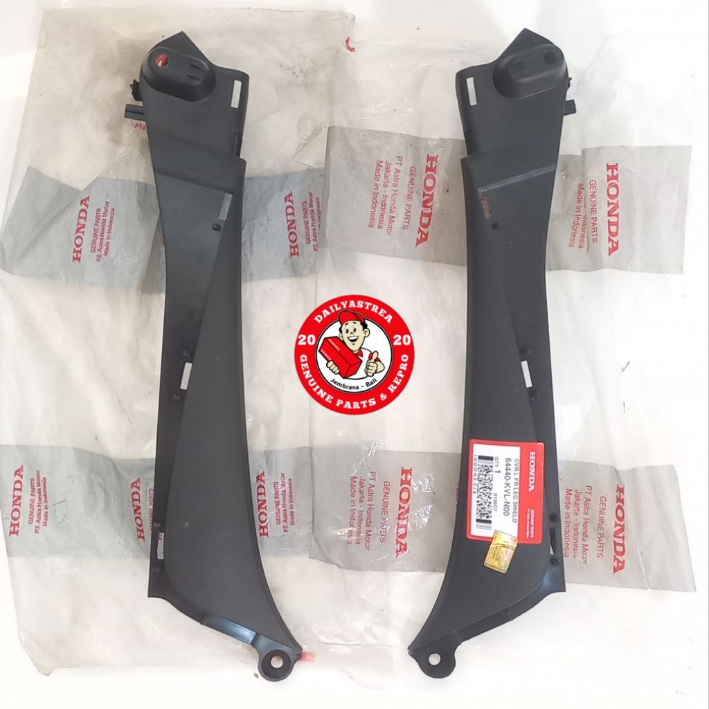 COVER TUTUP LEGSIL LEKSIL TEBENG LUAR HONDA SUPRA X 125 BATMAN ORIGINAL AHM 64430 64440-KVL-N00