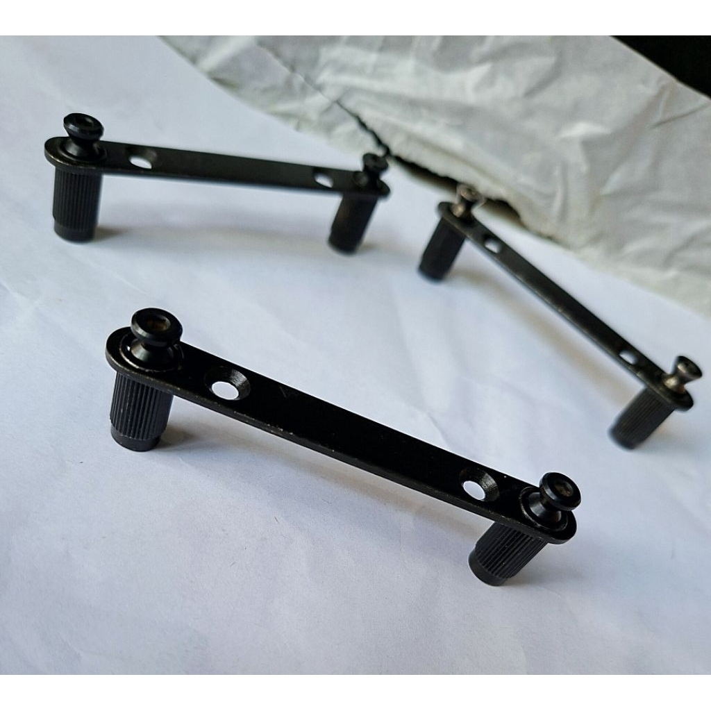 Pivot Gitar Tremolo Floydrose atau Ibanez Updown  stud Anchor Original Hitam