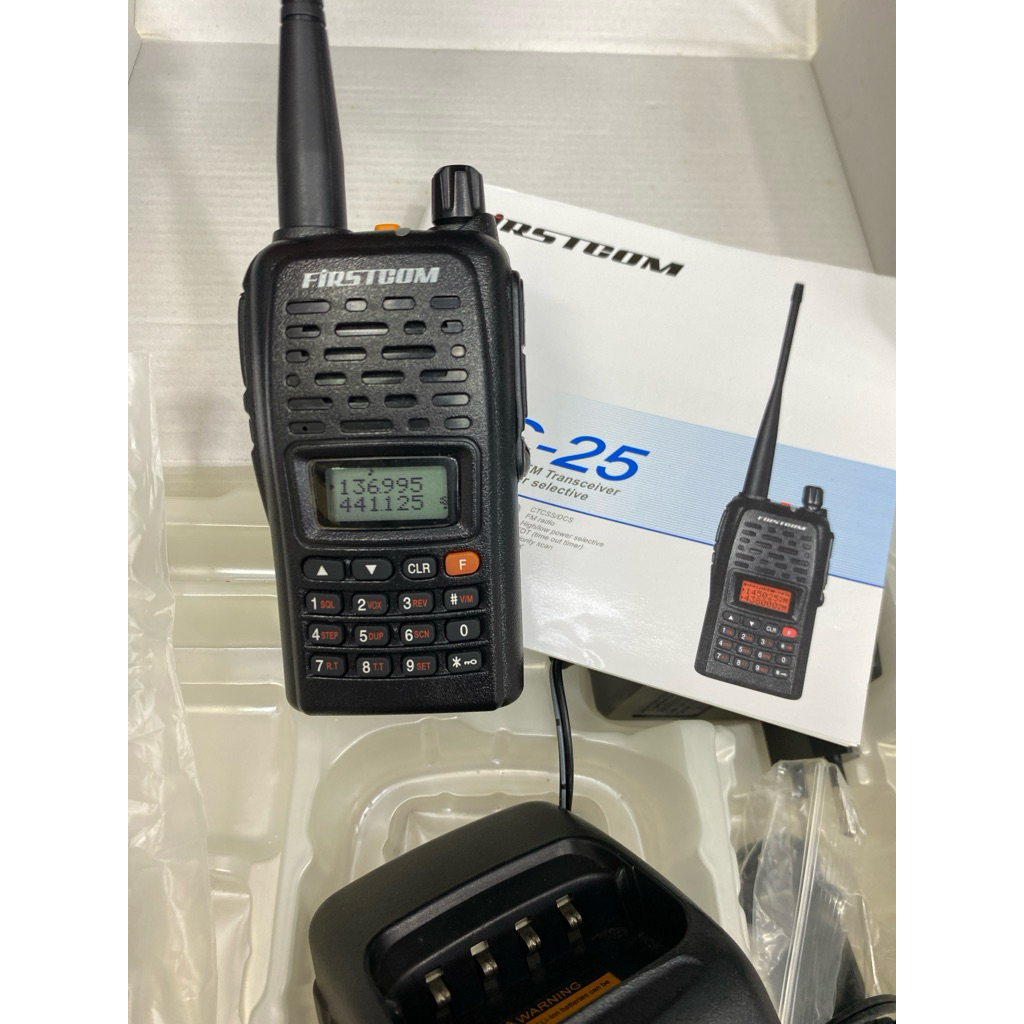 HT FIRSTCOM FC 25 dua Band vhf uhf