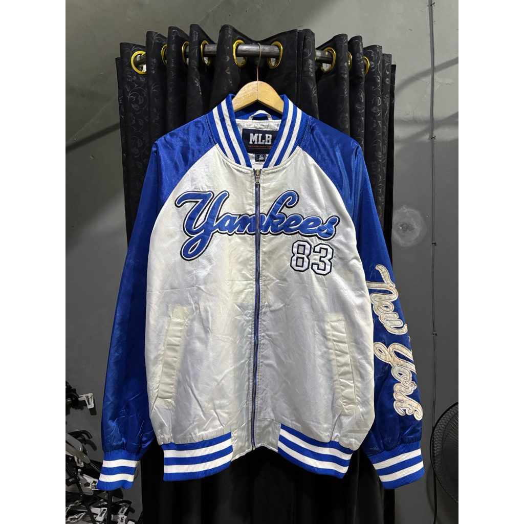 mlb yankess varsity jaket