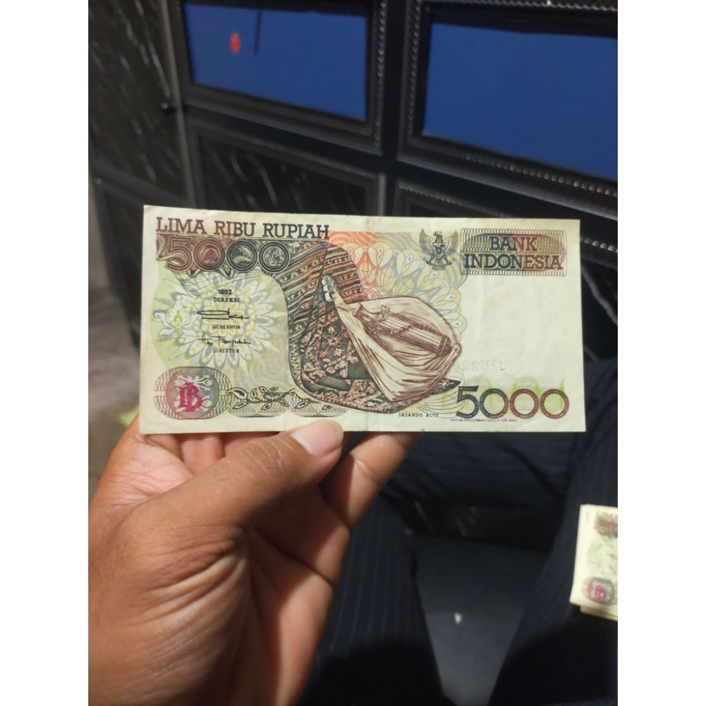 uang kuno murah 5000 rupiah 1992