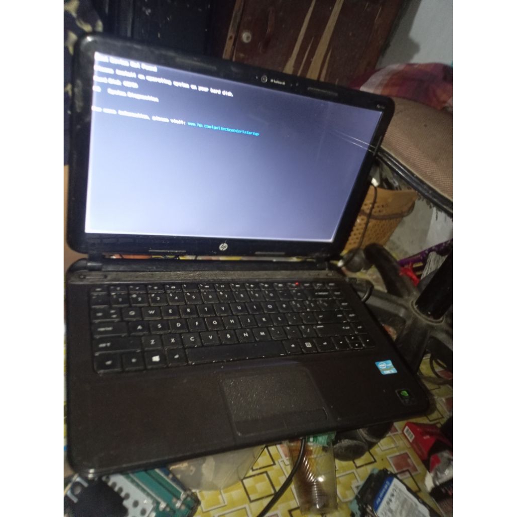 Laptop Hp 14 b035TX Core i3 vga nvidia