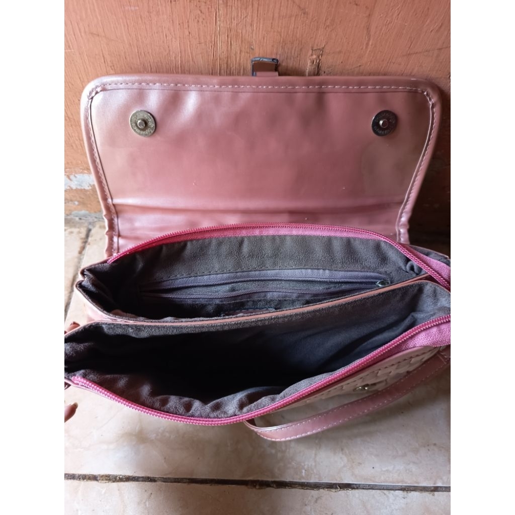 sling bag webe preloved