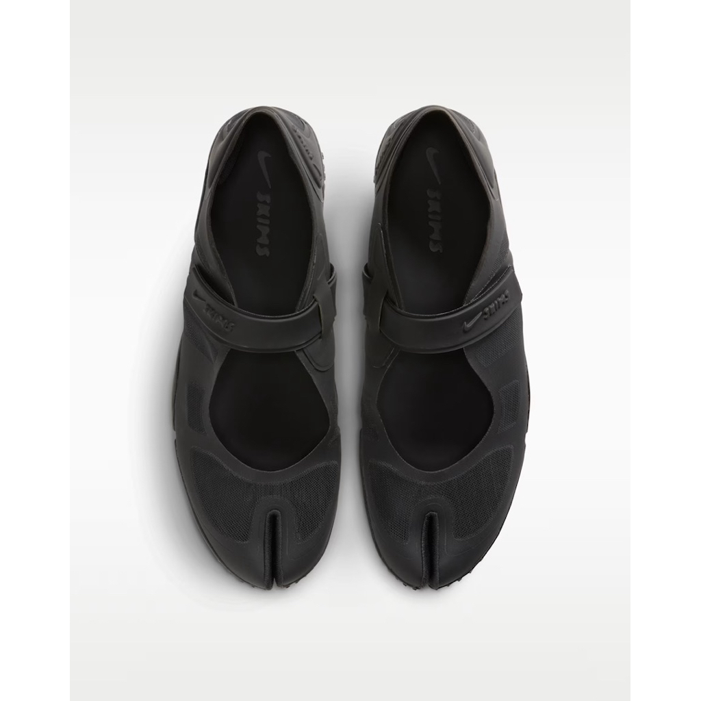NIKE X SKIMS
