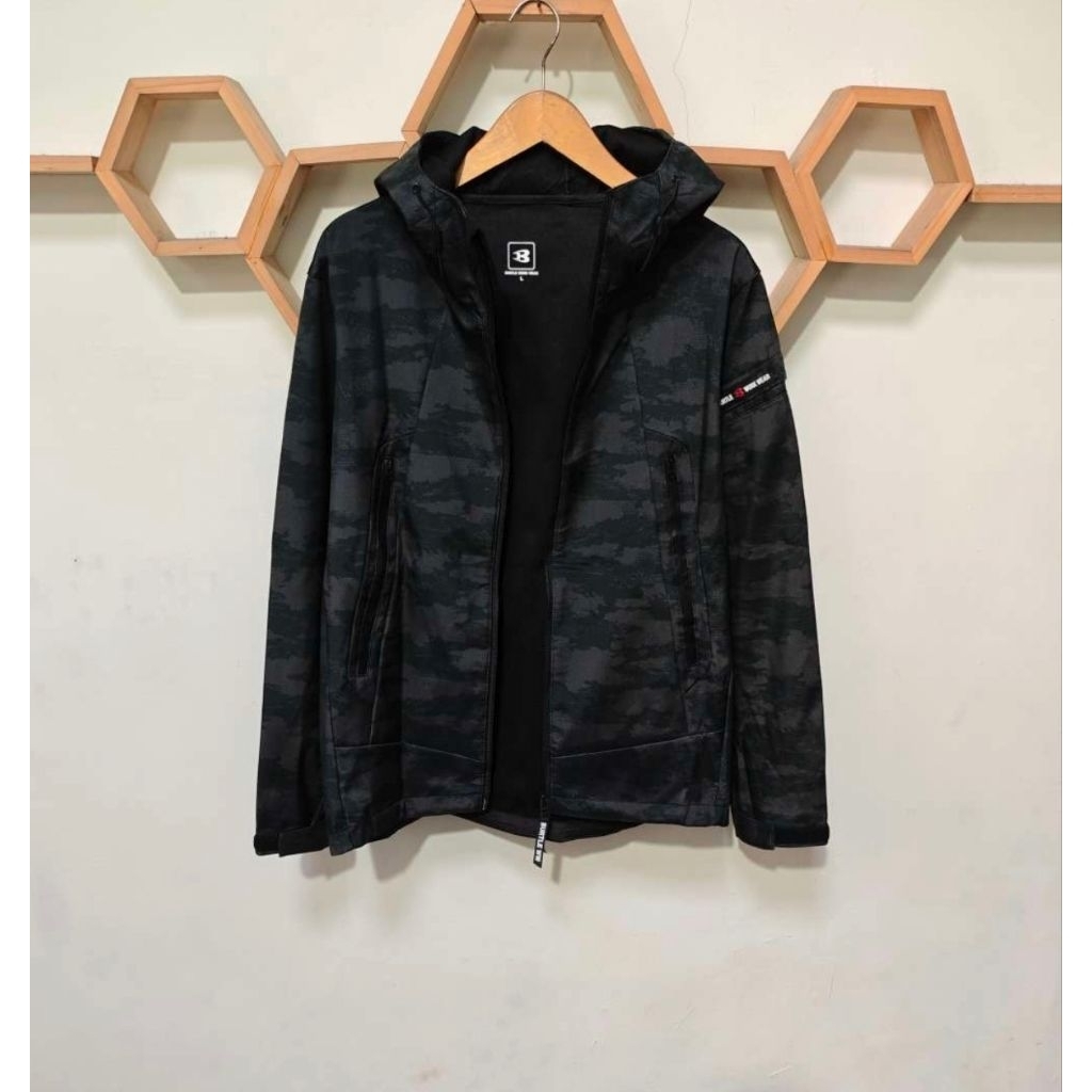 Jacket burtle loreng pria size L