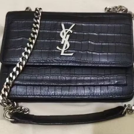 YSL Saint Laurent second tas wanita