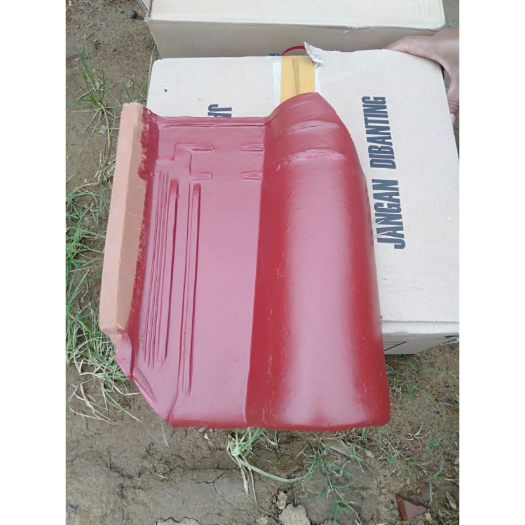 Genteng super mantili cat merah hati